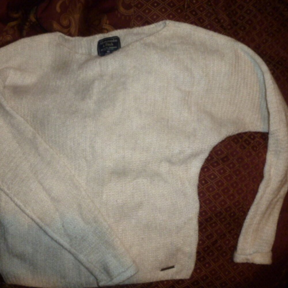 Abercrombie & Fitch Cozy Knit Sweater | XS | Cream / Off-White